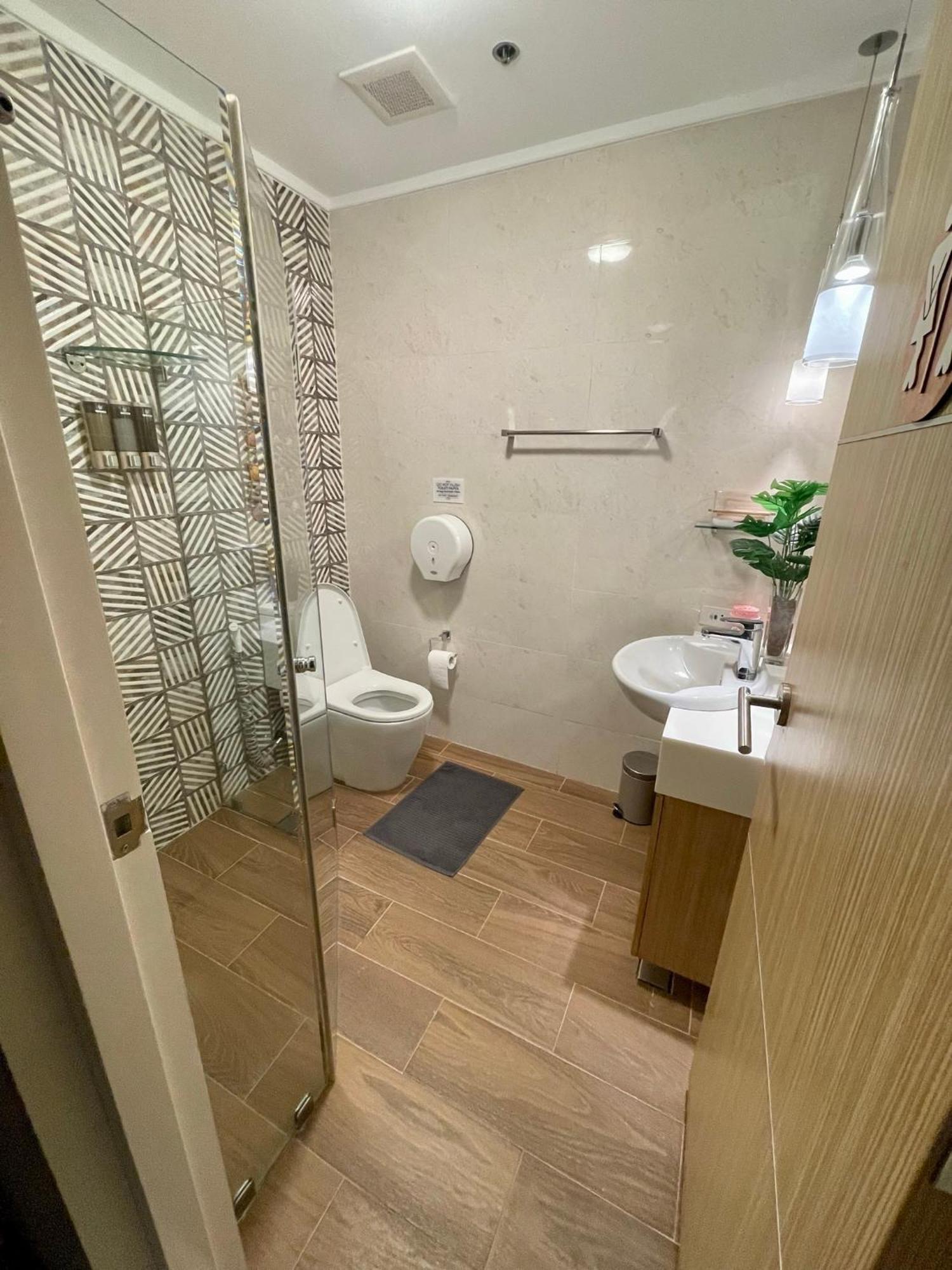 Pico De Loro 2 Bd Garden Loft With Lagoon View 나숙부 외부 사진